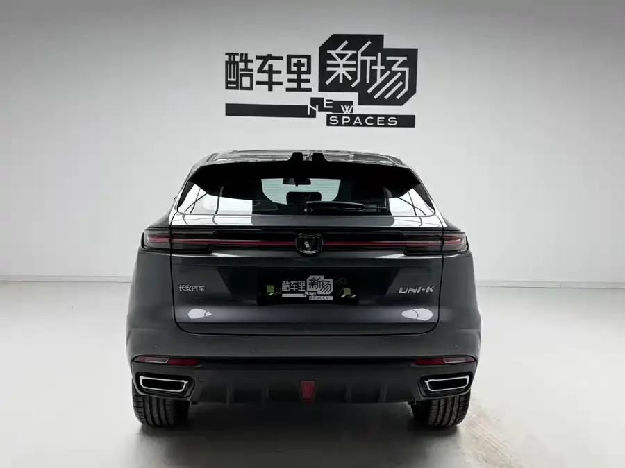 Changan UNI-K Changan UNI-K iDD 2023 iDD 1.5T 135km Smart Fun Edition 2026 — миниатюра 2