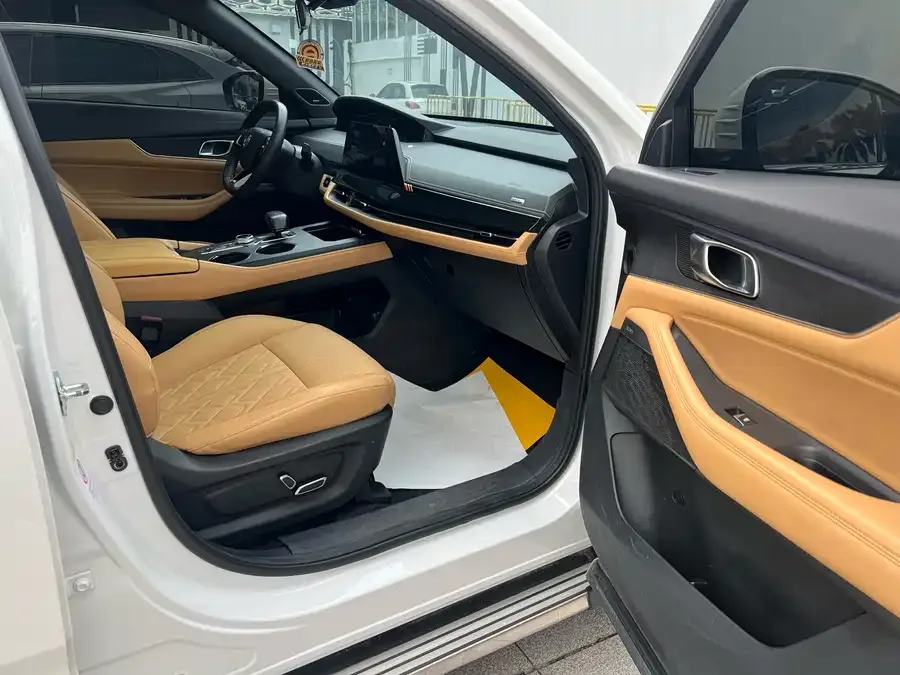 Changan UNI-K Changan UNI-K 2021 2.0T Excellence Edition 2022 — миниатюра 5