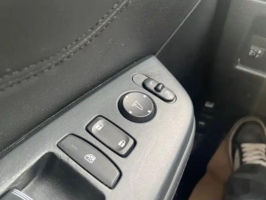 Honda Crider Lingpai 2022 180Turbo CVT Deluxe Edition 2022 — миниатюра 4