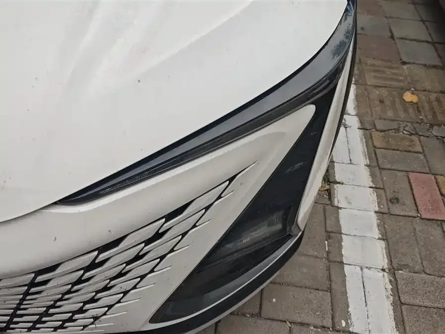 Changan UNI-T Changan UNI-T 2023 second generation 1.5T flagship model 2023 — миниатюра 2
