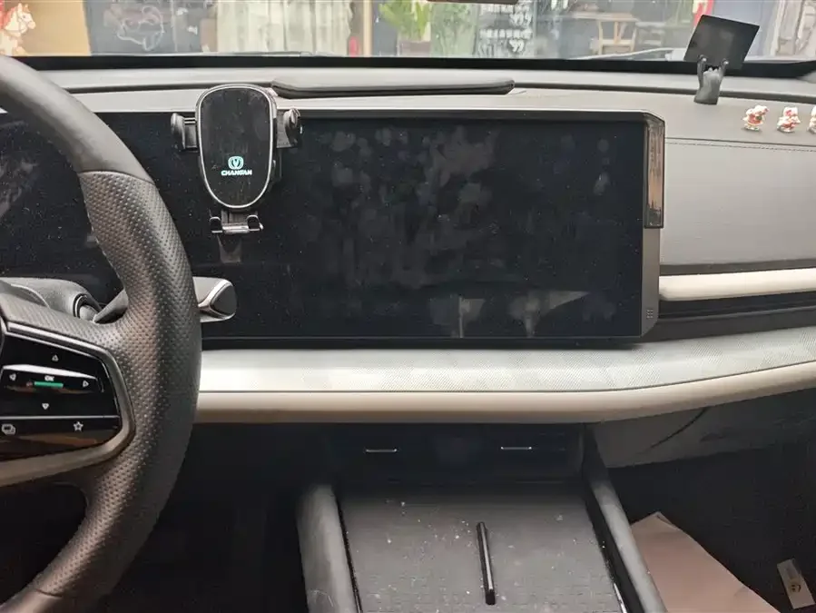 Changan UNI-T Changan UNI-T 2023 second generation 1.5T flagship model 2023 — миниатюра 4