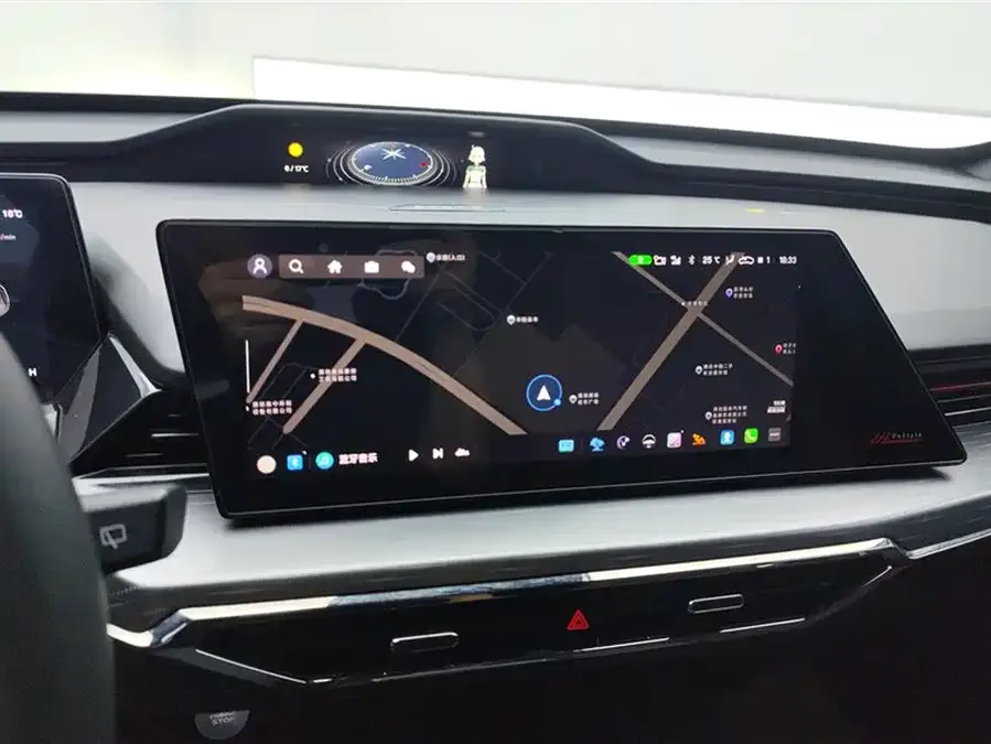Oshan Z6 Changan Auchan Z6 2023 Blue Whale 2.0T automatic smart remote model 2023 — миниатюра 4