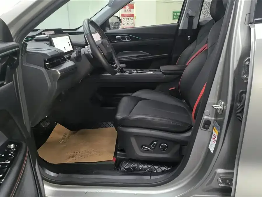 Oshan Z6 Changan Auchan Z6 2022 Blue Whale 1.5T DCT Smart Navigation Model 2022 — миниатюра 3