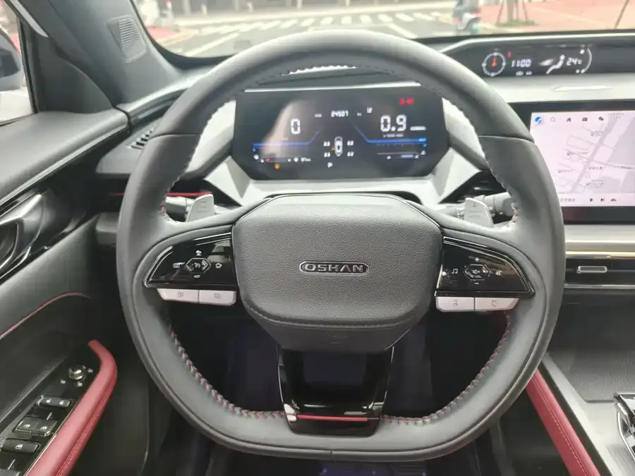 Oshan Z6 Changan Auchan Z6 2023 Blue Whale 1.5T DCT smart cool model 2024 — миниатюра 4