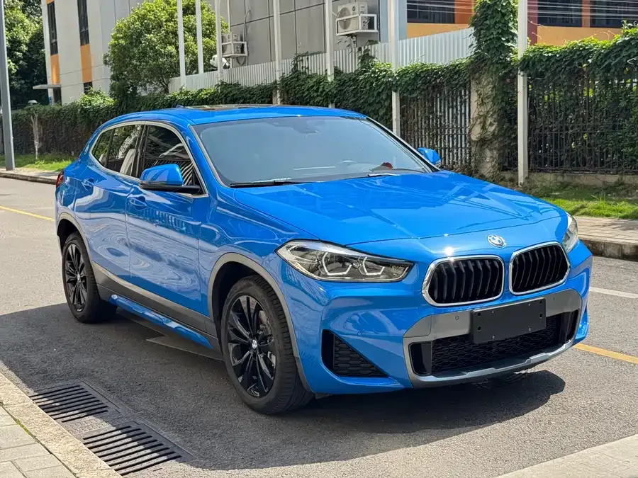 BMW X2 2022 sDrive25i M Off-Road Package 2022 — миниатюра 3