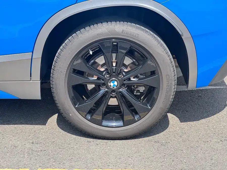 BMW X2 2022 sDrive25i M Off-Road Package 2022 — миниатюра 4