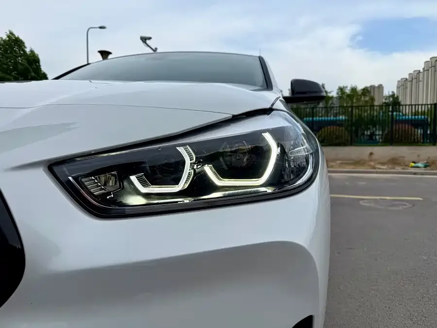 BMW X2 2023 sDrive25i M Sport Night Edition 2023 — миниатюра 2