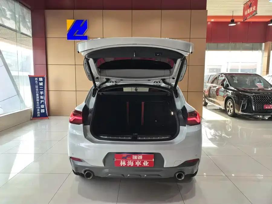 BMW X2 2021 sDrive25i Leading M Sport Package 2022 — миниатюра 5