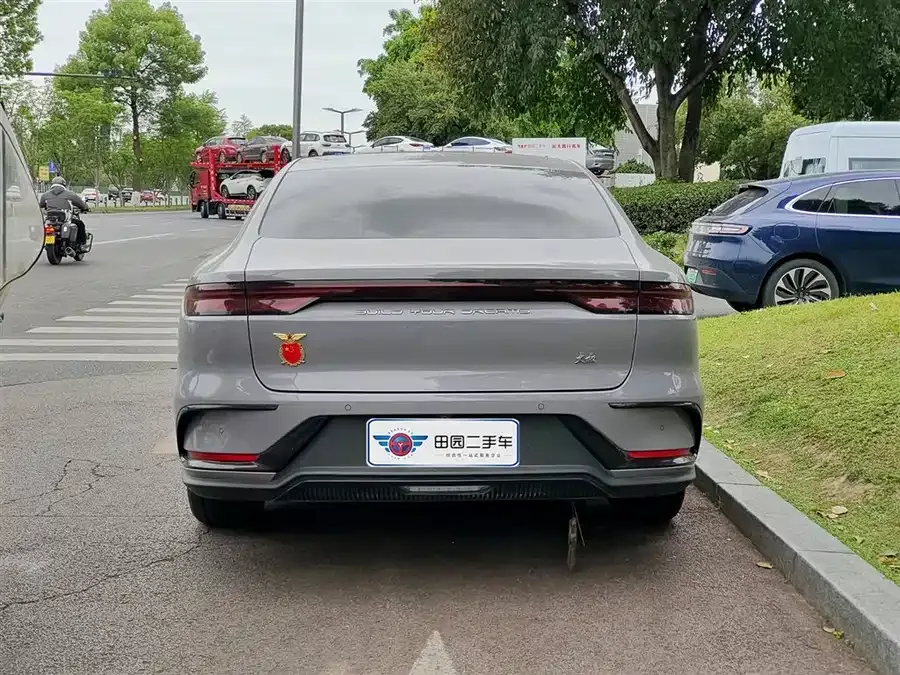 BYD Second-hand Han 2025 DM-i 125KM Elite 2025 — миниатюра 2