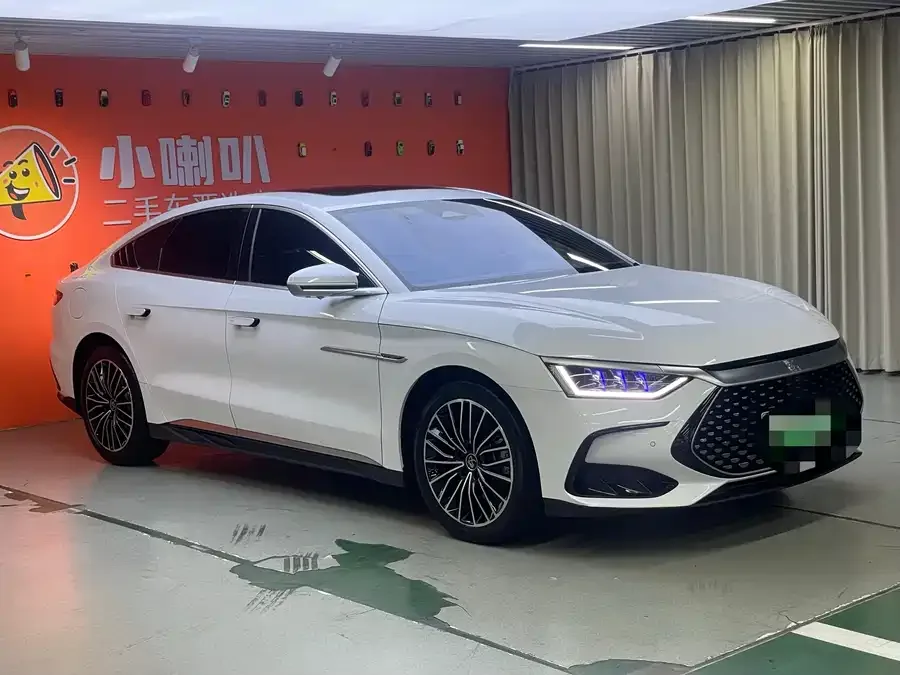 BYD Second-hand Han 2022 DM-i 121KM Premium Edition 2023 — миниатюра 3