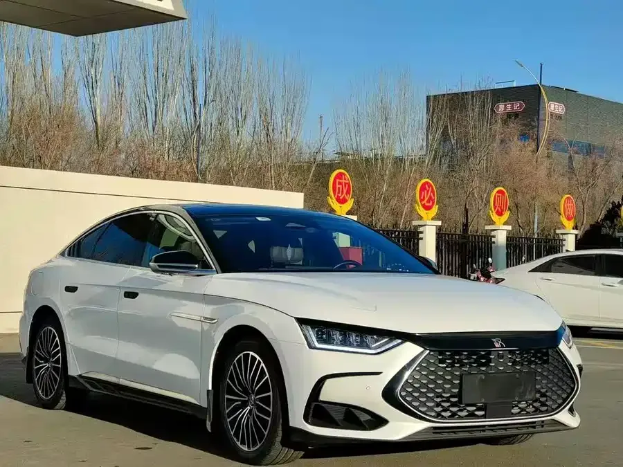 BYD Second-hand Han 2022 DM-i 121KM Premium Edition 2022 — миниатюра 3