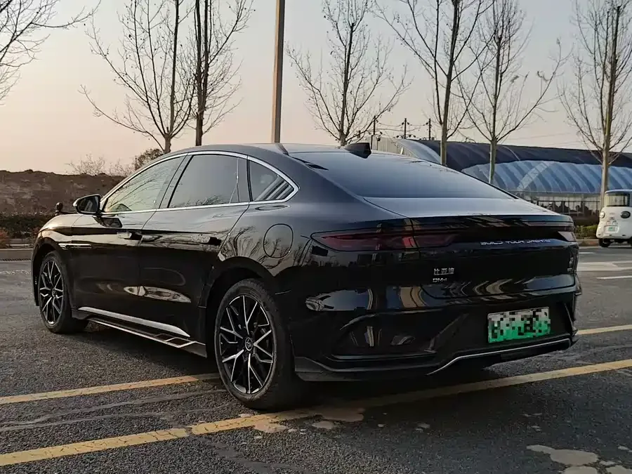 BYD Second-hand Han 2025 DM-i 125KM Comfort Edition 2025 — миниатюра 4