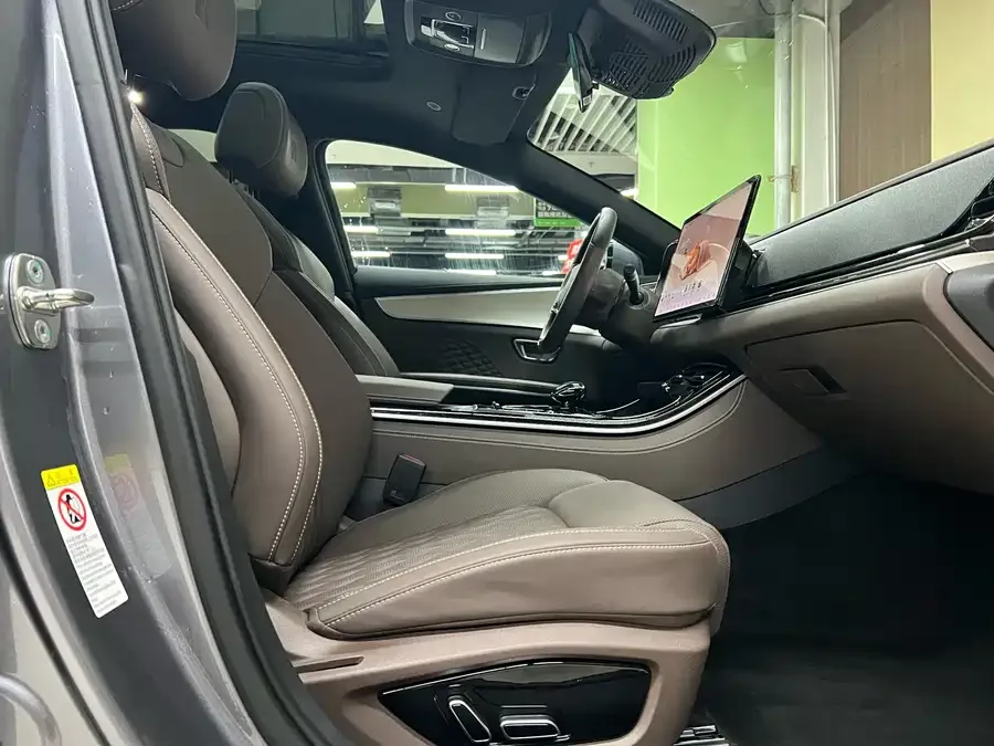 BYD Second-hand Han 2024 DM-i Honor Edition 121KM Elite 2024 — миниатюра 5