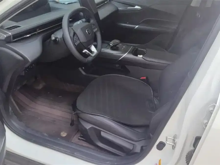 Changan Yidong Eado 2025 Blue Whale 1.5T 500Bar Premium Edition 2025 — миниатюра 3