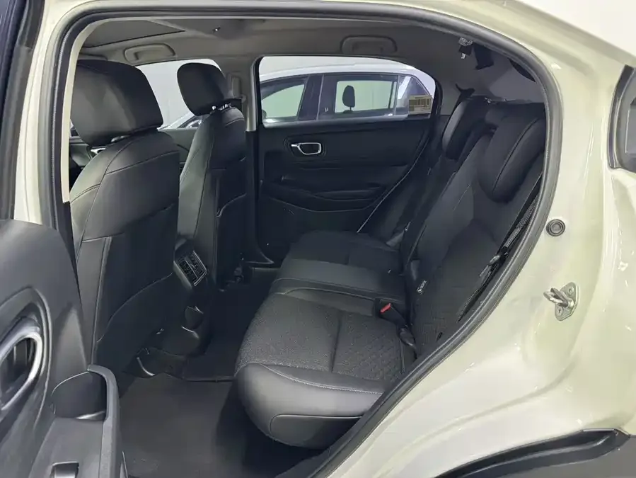 Honda WR-V 2023 1.5L CVT Hot Edition 2023 — миниатюра 4