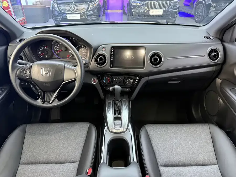 Honda WR-V 2021 1.5L CVT Comfort Edition 2022 — миниатюра 2
