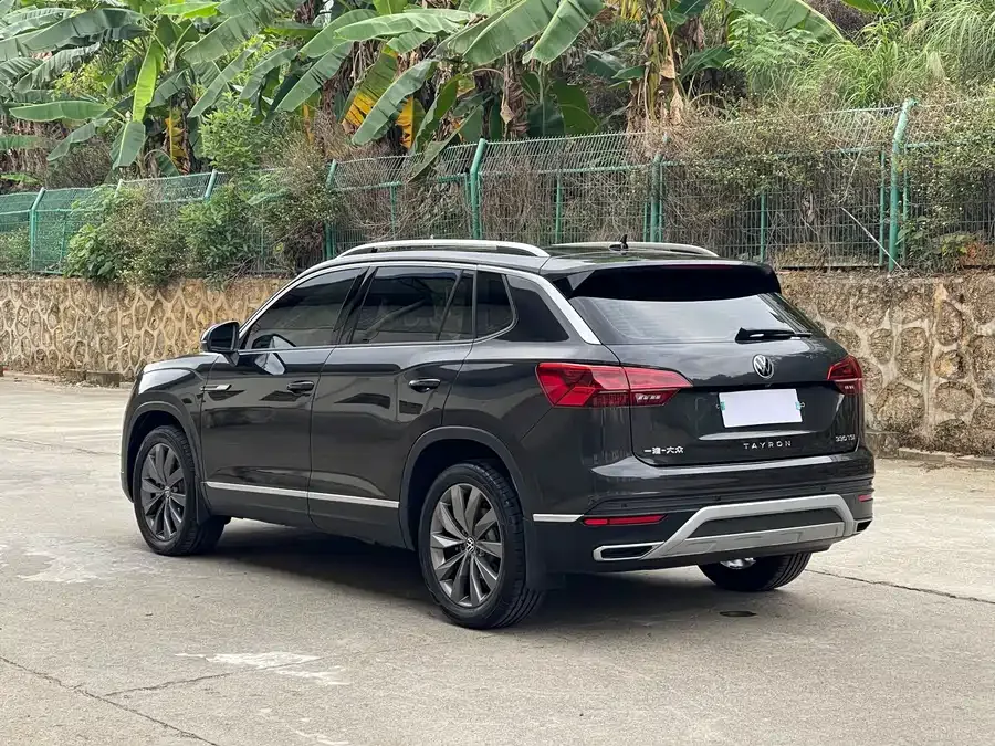 Volkswagen Tayron Tanyue 2021 330TSI 2WD 3rd Anniversary Limited Edition Plus 2022 — миниатюра 4