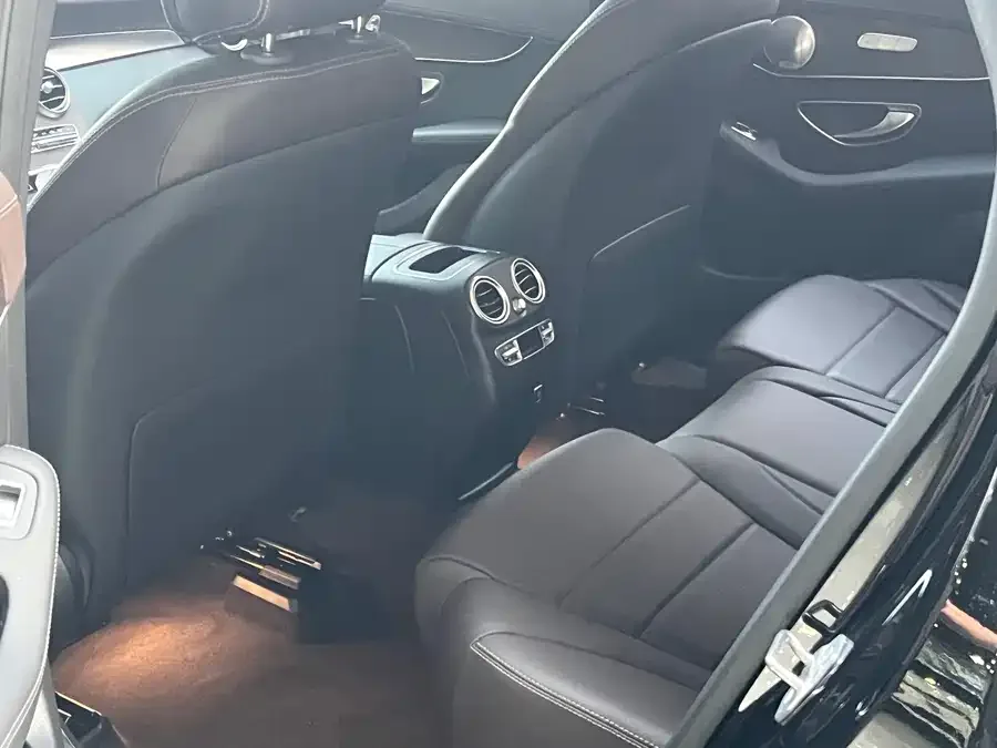 Mercedes-Benz GLC Mercedes-Benz GLC 2022 GLC 300 L 4MATIC Dynamic Collector's Edition 2023 — миниатюра 2