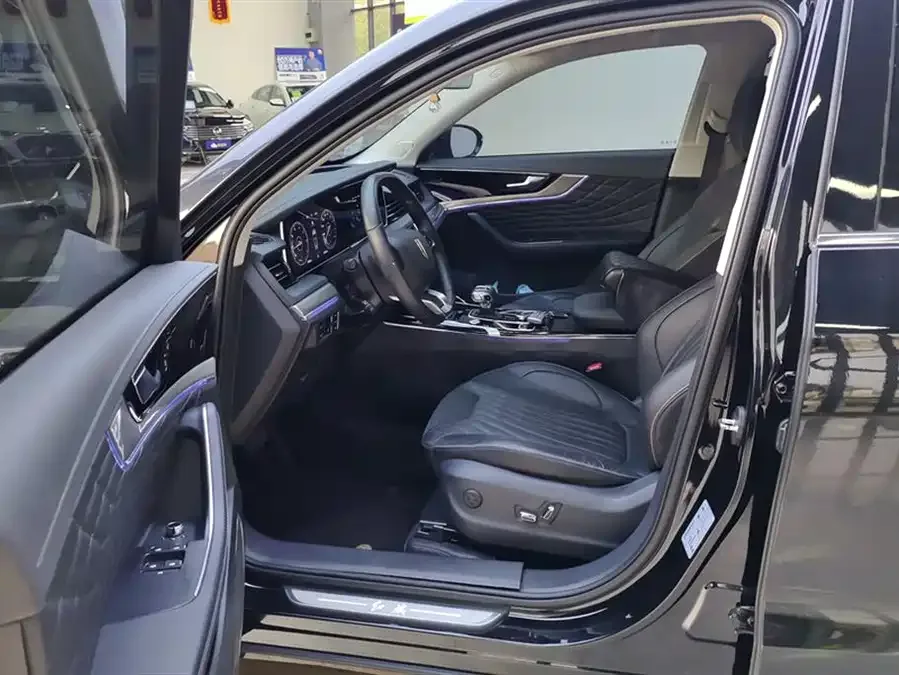 Hongqi HS5 Hongqi HS5 2022 facelift 2.0T Zhilian Qixiang Edition 2022 — миниатюра 3