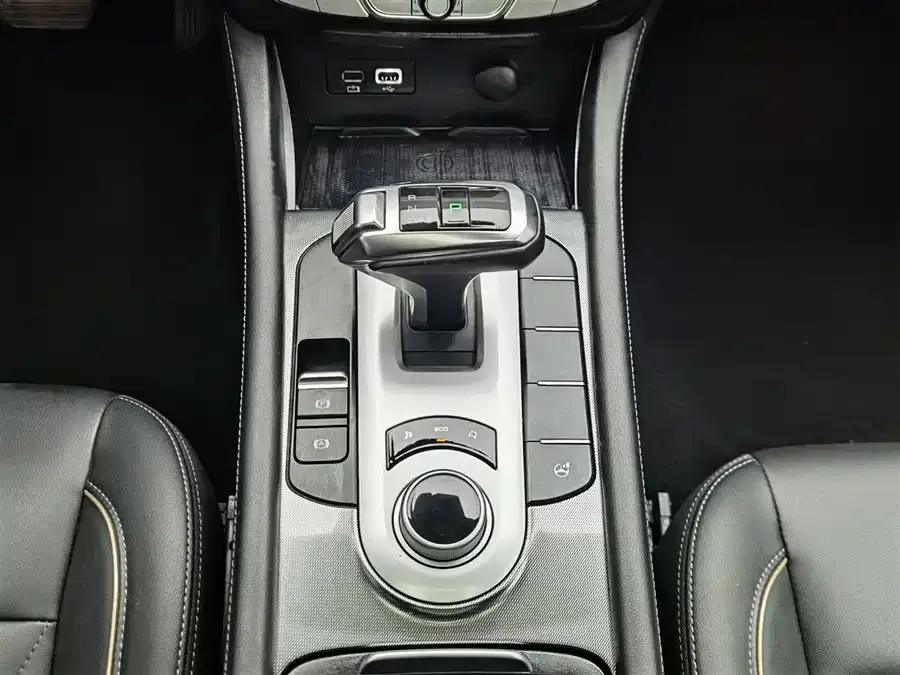 Great Wall gun 2019 2.0T automatic gasoline two-wheel drive comfort version GW4C20B 2022 — миниатюра 4