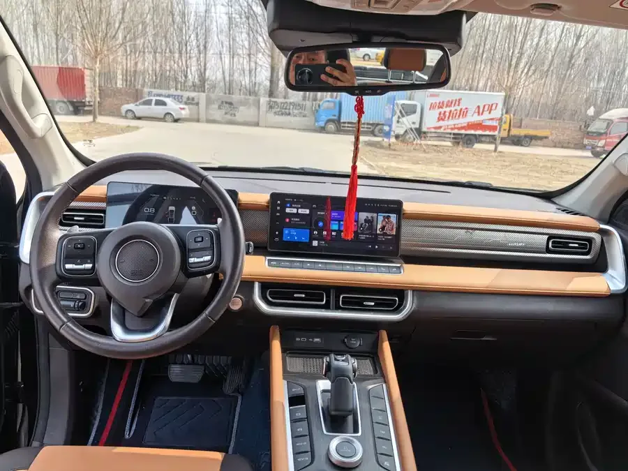 Great Wall gun 2023 2.0T Passenger Edition Automatic Gasoline Four-wheel Drive Premium GW4C20B 2024 — миниатюра 4