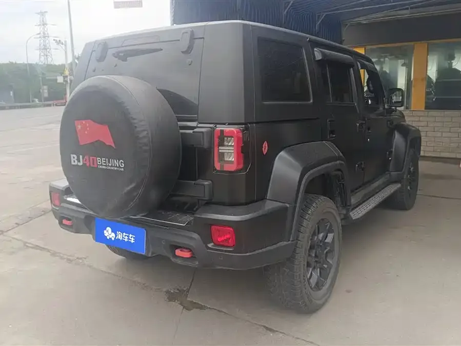 BAIC BJ40 Beijing Off-road BJ40 2024 2.0D Blade Hero Glory Edition 2024 — миниатюра 3