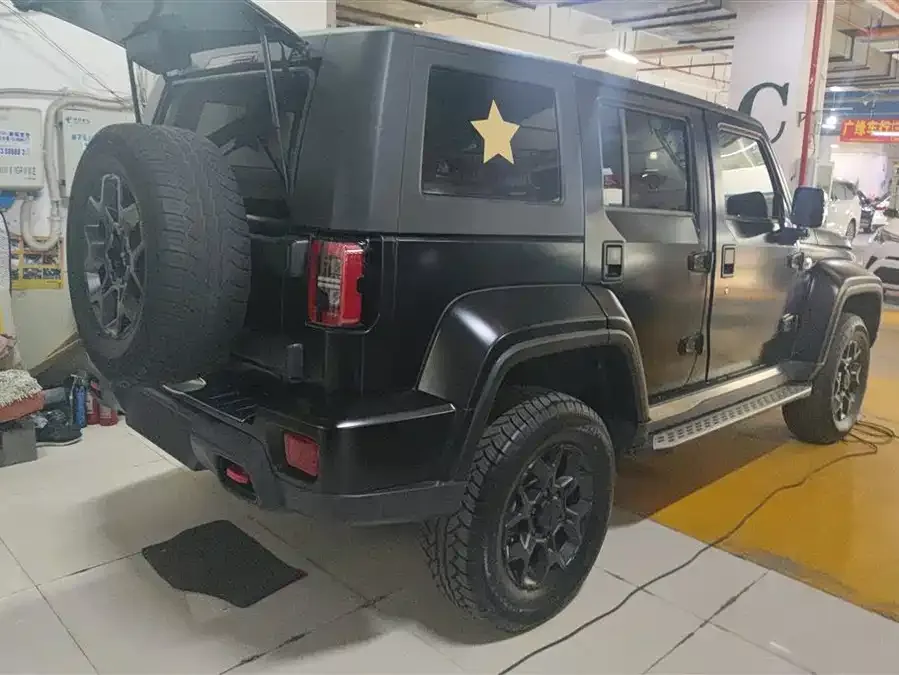 BAIC BJ40 Beijing Off-road BJ40 2021 2.0D Automatic 4WD Blade Hero Edition Knight Type (Front and Rear Electric Locks) 2023 — миниатюра 3