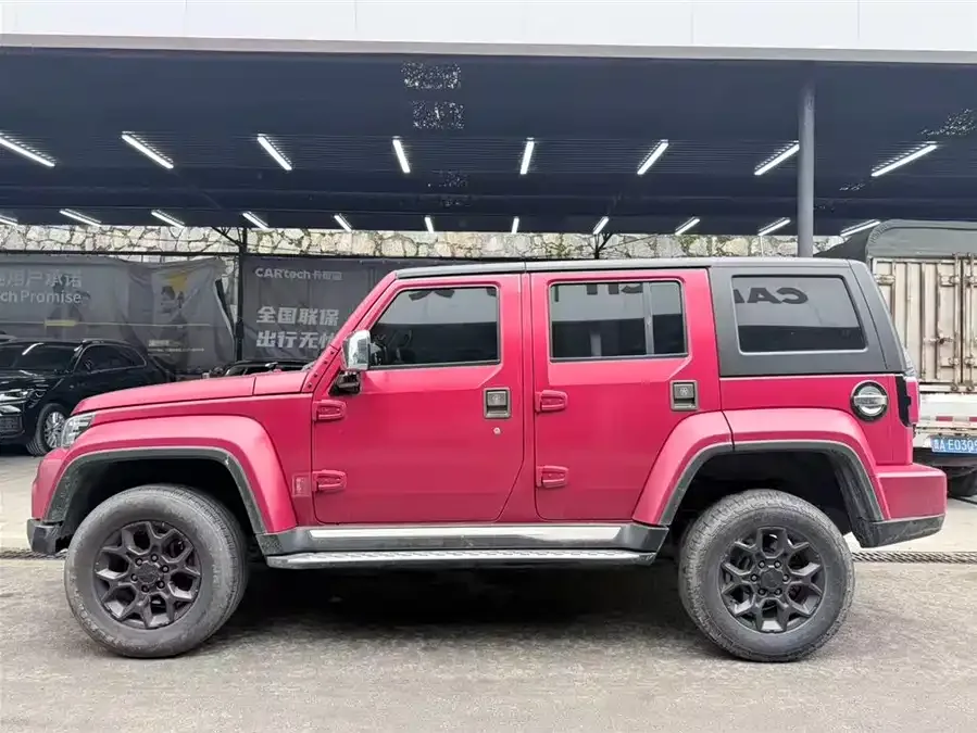 BAIC BJ40 Beijing Off-road BJ40 2021 2.0D Automatic 4WD Blade Hero Edition Knight Edition 2022 — миниатюра 3