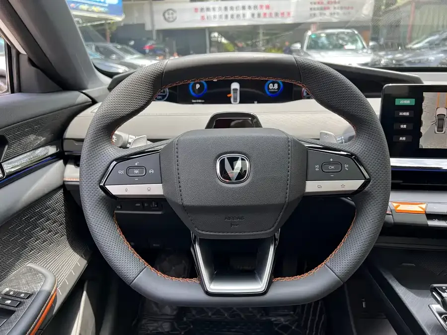 Changan UNI-V Changan UNI-V 2024 1.5T premium model 2024 — миниатюра 4