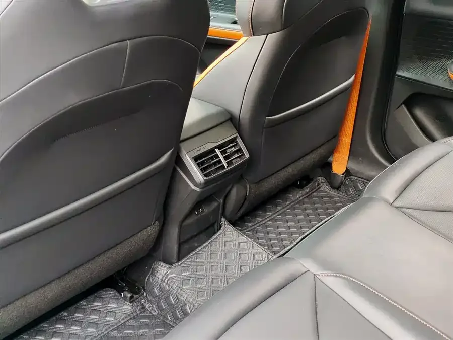 Changan UNI-V Changan UNI-V 2023 1.5T Premium Edition 2023 — миниатюра 3