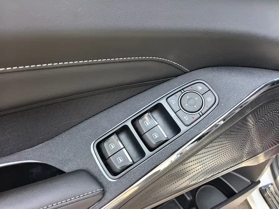 Haval H6 Haval H6 2021 third generation 2.0T automatic four-wheel drive Max 2022 — миниатюра 4