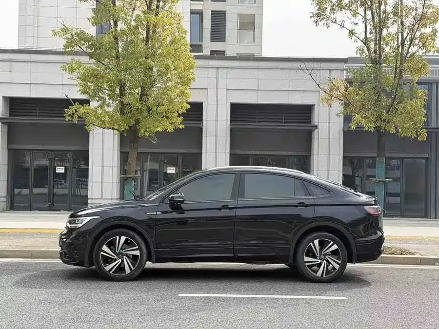 Volkswagen Tiguan X Tiguan X 2022 330TSI 2WD Flagship Edition 2023 — миниатюра 3