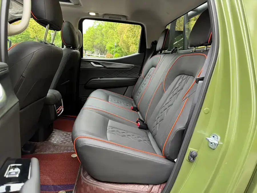 Dongfeng Ruiqi 7 Rich 7 2023 Tiger Roar 2.3T Automatic Four-Wheel Drive Diesel Flagship Model M9T 2025 — миниатюра 5
