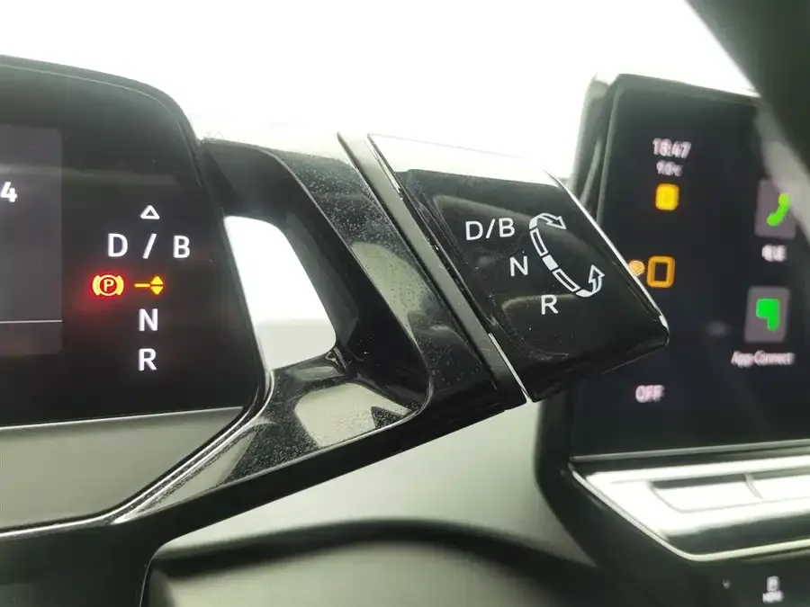 Volkswagen ID.3 Volkswagen ID.3 2024 Outstanding Edition 2024 — миниатюра 4