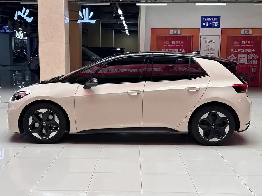 Volkswagen ID.3 Volkswagen ID.3 2025 facelift Smart Edition 2025 — миниатюра 4