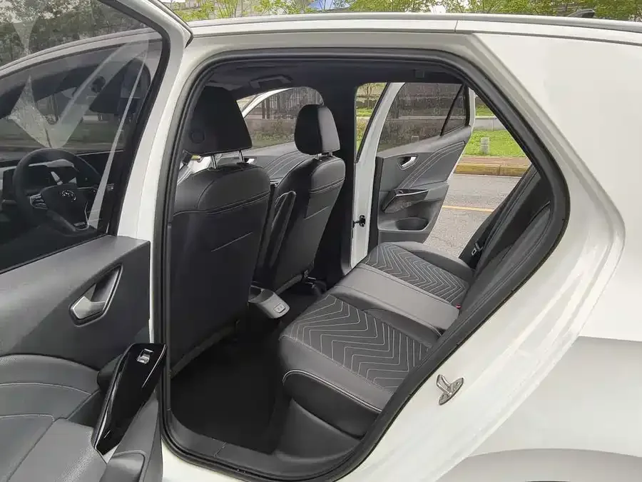 Volkswagen ID.3 Volkswagen ID.3 2024 Outstanding Edition 2024 — миниатюра 3