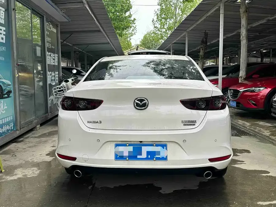 Mazda Axela Mazda 3 Angkesaila 2023 2.0L Automatic Quality Edition 2025 — миниатюра 2