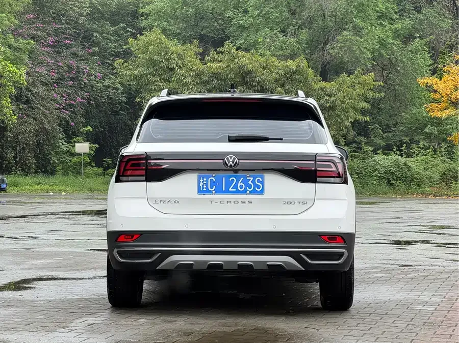 Volkswagen Tukai (T-Cross) 2022 Tukai 280TSI DSG Luxury Edition 2022 — миниатюра 2