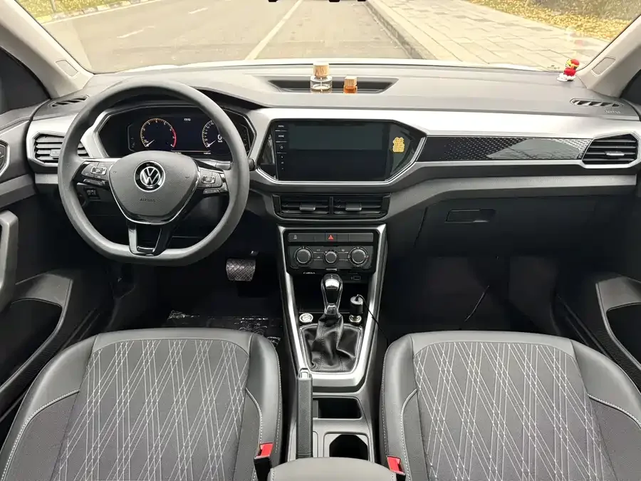 Volkswagen Tukai (T-Cross) Tukai 2023 300TSI DSG Comfort Edition 2024 — миниатюра 2