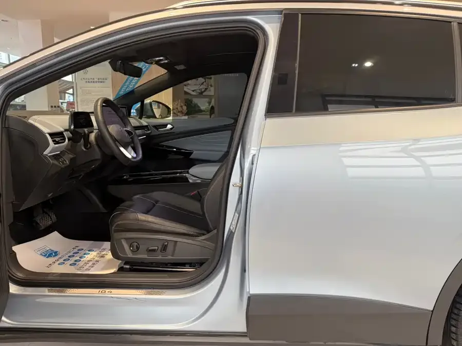 Volkswagen ID.4 X ID.4 X 2025 Smart Edition Pure Smart Edition 2024 — миниатюра 4