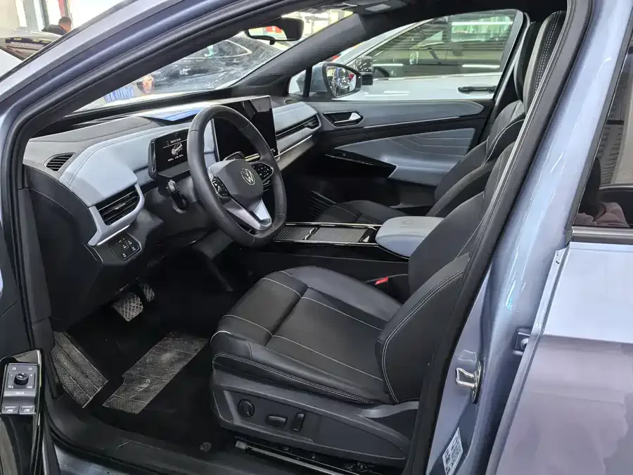 Volkswagen ID.4 X ID.4 X 2025 Smart Edition Pure Smart Edition 2024 — миниатюра 4