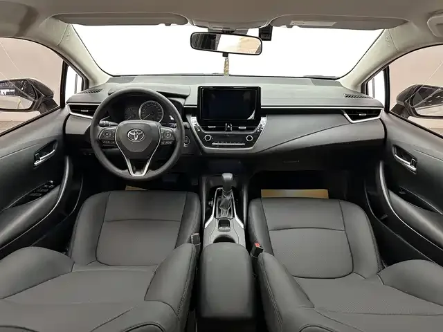 Toyota Allion 2021 Asia Lion 2.0L Progressive Edition 2022 — миниатюра 3