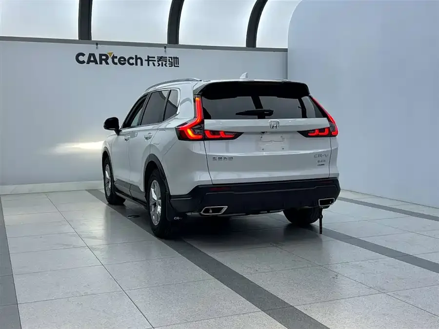 Honda CR-V 2024 240TURBO 2WD Front Edition 5 Seaters 2024 — миниатюра 2