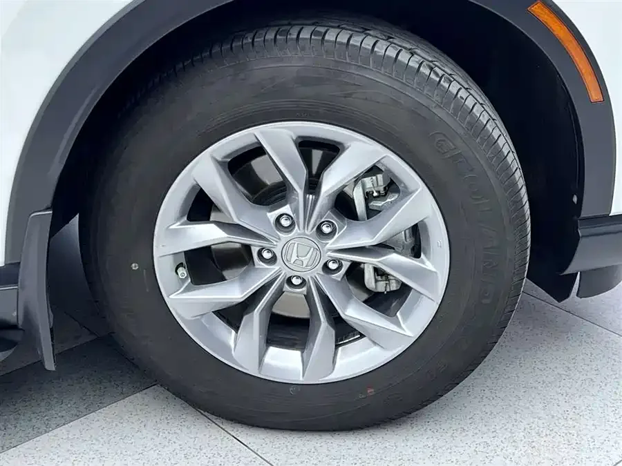 Honda CR-V 2024 240TURBO 2WD Front Edition 5 Seaters 2024 — миниатюра 4