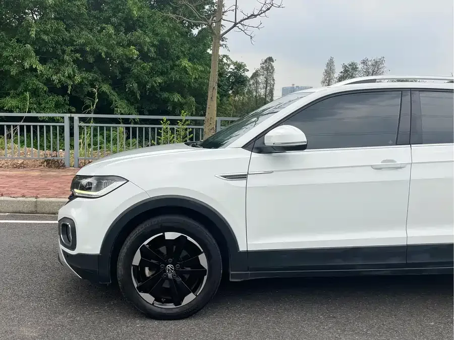 Volkswagen Tacqua Tanying 2021 1.5L Automatic Joy-Link Edition 2023 — миниатюра 2