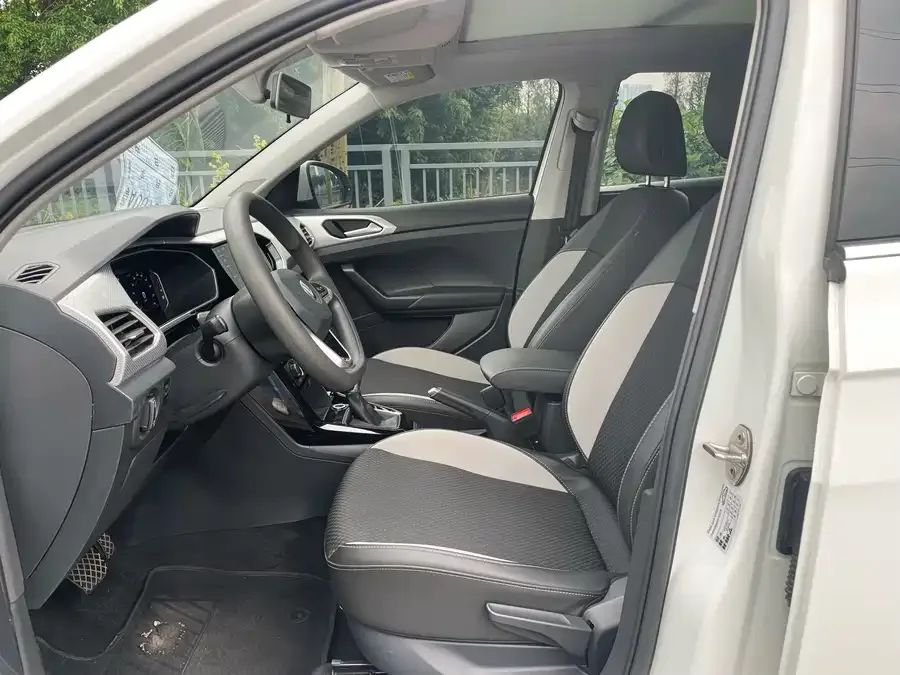 Volkswagen Tacqua Tanying 2021 1.5L Automatic Joy-Link Edition 2023 — миниатюра 4