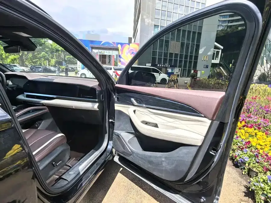 Geely Monjaro Xingyue L 2021 2.0TD DCT EVO 2WD Luxury Edition 2022 — миниатюра 3