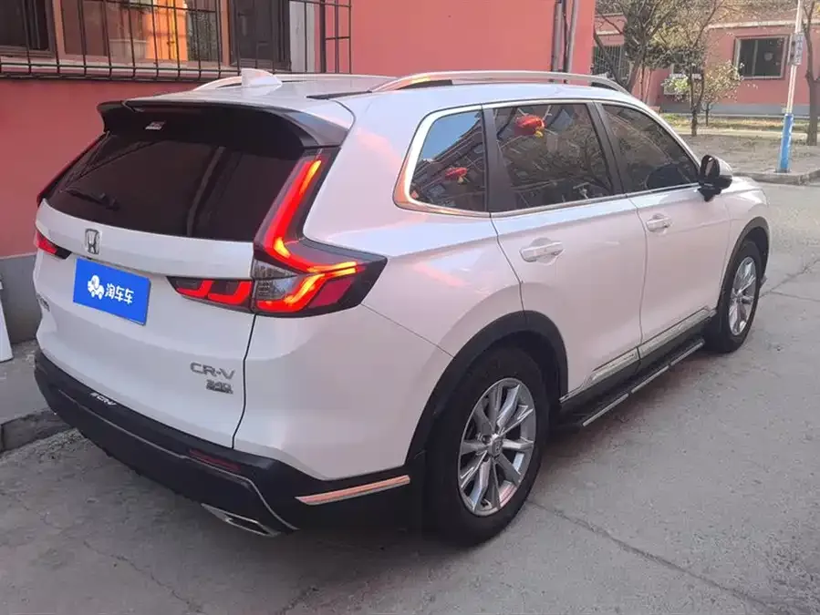 Honda CR-V 2023 240TURBO 2WD Premium Edition 7 Seaters 2023 — миниатюра 3