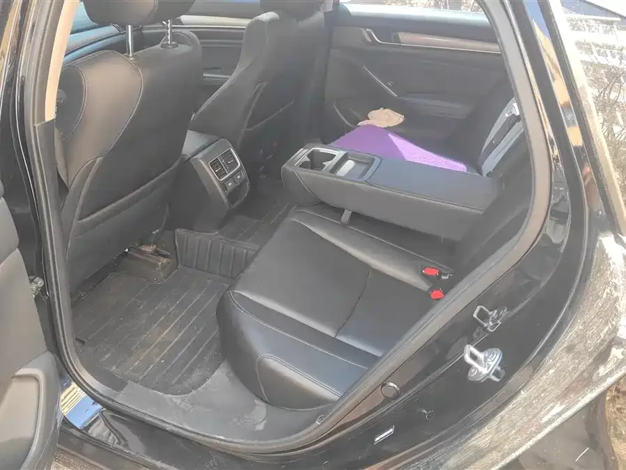 Honda Accord Accord 2022 260TURBO Deluxe Edition 2023 — миниатюра 5