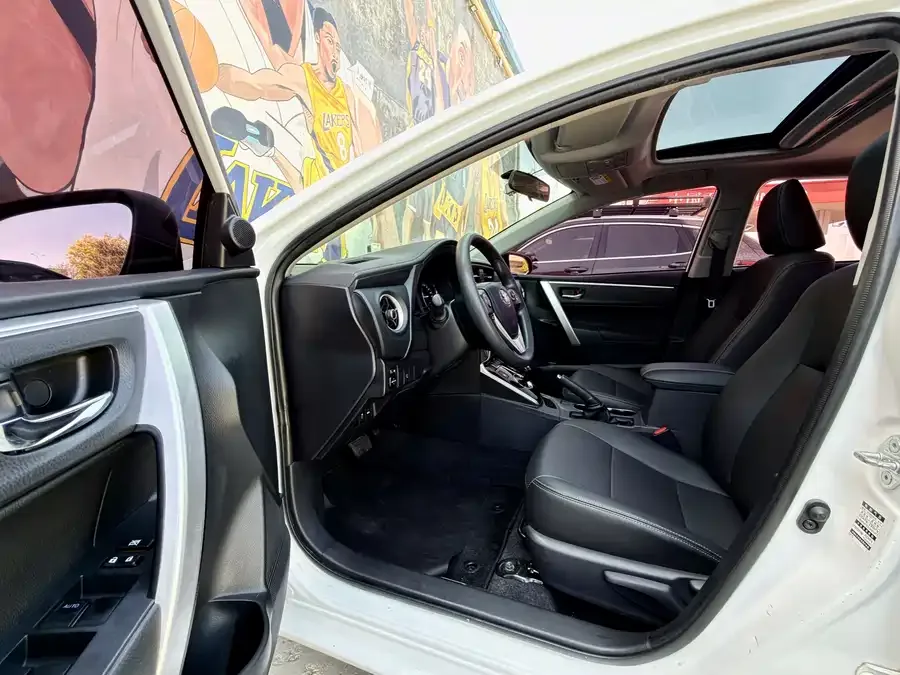 Toyota Corolla Hybrid E+ Corolla Hybrid E+ 2019 1.8L E-CVT Leading Edition 2022 — миниатюра 3